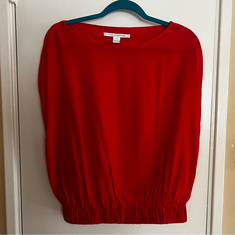 Diane Von Furstenberg Tomori Silk Top Zip Sides Sz 2 Red NWOT